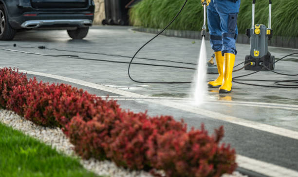 Best Deck Pressure Washing  in Compton, CA
